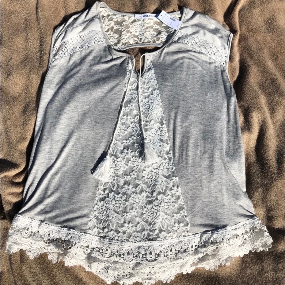 Maurices size 1 shirt, grey w lace